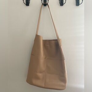 OAK + FORT Leather Tote in Latte
